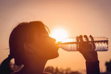 உடல் சூட்டை குறைக்கனுமா? குளிர்ச்சியாக வைத்து கொள்ள இதோ  சில டிப்ஸ் !!