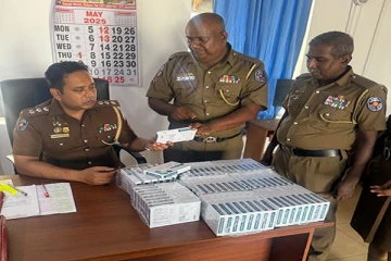 அதிகளவான மருந்துகளுடன் சிக்கிய 29 வயது பெண் ; சந்தேகத்தில் பொலிஸார்