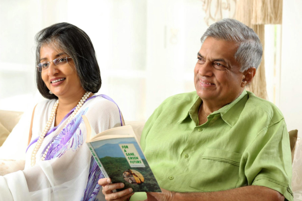 ரணிலின் மனைவி மைத்ரி விக்ரமசிங்கவுக்கு சிஐடியிடமிருந்து அழைப்பு | Maithri Wickremesinghe Summoned Fcid