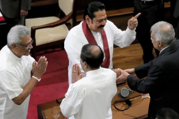 சிறிலங்காவில் அரசியல் புரட்சிக்கு தயாராகும் முக்கிய கட்சிகள்? பரபரப்பாகும் கொழும்பு அரசியல்
