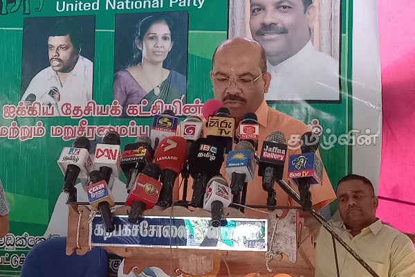 நாட்டை மீட்டெடுத்தவர் ரணில் : பாலித ரங்கே பண்டார | Country Conomic Crisis Pali Range Bandara Warns
