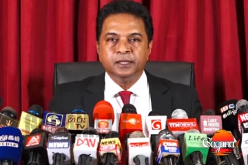ආණ්ඩුවට තිබ්බ අවසන් ප්‍රශ්නයත් හරී - දැන් ජනතාවට හාල් පොල් අඩු කරන්න [VIDEO]