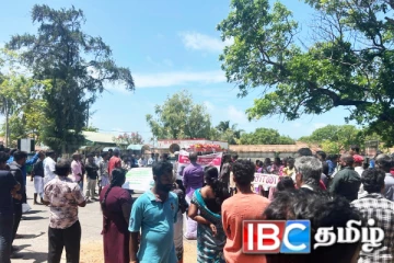 புங்குடுதீவில் நீதி கோரி போராடியவர்களுக்கு எதிராக வழக்கு தாக்கல்!