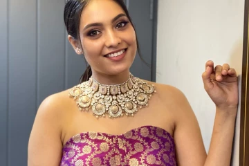 பிக் பாஸ் பவித்ரா ஜனனி - கிளாமர் போட்டோஷூட்