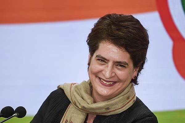 எங்கள் குடும்பம் அடிபணியாது.. உங்களால் முடிந்ததை பார்த்துக்கொள்ளுங்கள் : பிரியங்கா காந்தி சவால் | Rahul Gandhi Disqualification No Priyanka Gandhi எங்கள் குடும்பம் அடிபணியாது.. உங்களால் முடிந்ததை பார்த்துக்கொள்ளுங்கள் : பிரியங்கா காந்தி சவால் | Rahul Gandhi Disqualification No Priyanka Gandhi