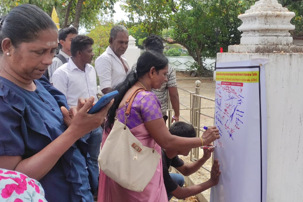 தமிழினப்படுகொலைக்கு எதிராக வவுனியாவிலும் முன்னெடுக்கப்பட்ட போராட்டம் | Protest Against Genocide In Vavuniya