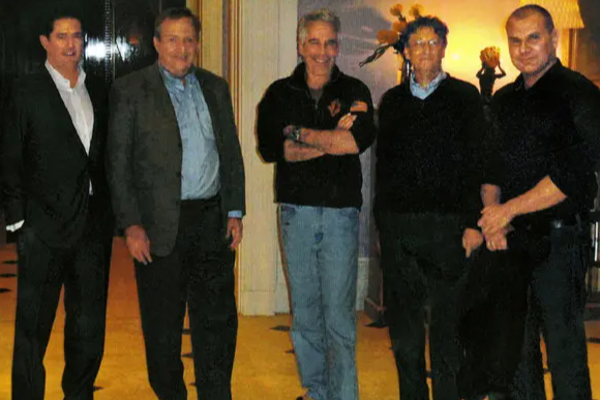 நான் செய்தது தப்பு தான் - ரஷ்ய பெண்களுடன் தொடர்பு! உண்மையை ஒத்துக்கொண்ட பில் கேட்ஸ் | Bill Gates Apologizes Foundation Staff Epstein