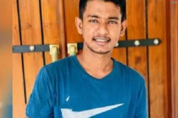 துவிச்சக்கர வண்டி மரத்தில் மோதி இளைஞன் உயிரிழப்பு | Two Wheeler Crashes Into A Tree And The Youth Dies