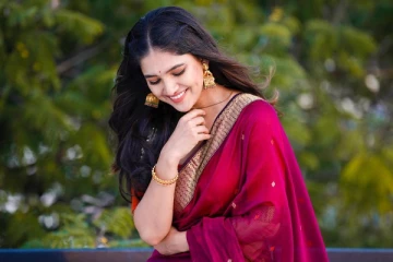 நடிகை வாணி போஜனின் துள்ளல் போட்டோ ஷூட், லைக்ஸ்களை அள்ளும் பதிவு..