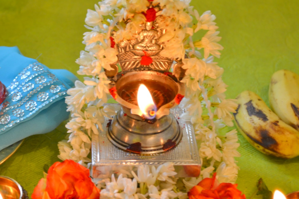 ஆடி 2வது வெள்ளியில் அம்மனின் முழு அருளையும் பெற வழிபாட்டு முறை | Worship Of Goddess On The 2Nd Friday Of Aadi