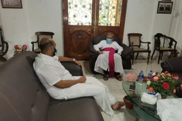 மட்டக்களப்பு மறைமாவட்ட ஆயரை சந்தித்த  சாணக்கியன்