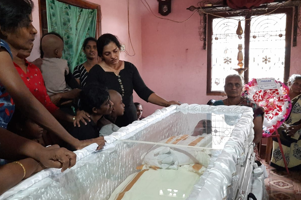 கனடாவுக்கு புறப்பட்ட யாழ் குடும்பஸ்தரின் சோகமான முடிவு | Sad End Of The Jaffna Family Who Left For Canada