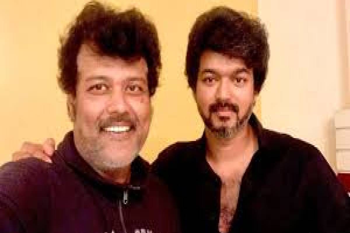 தூத்துக்குடி விமான நிலையத்தில் விஜய் செய்த சம்பவம் - நடிகர் ஸ்ரீமன் பகிர்ந்த விடயம் | Actor Sriman Talk About Tvk Leader Vijay Video தூத்துக்குடி விமான நிலையத்தில் விஜய் செய்த சம்பவம் - நடிகர் ஸ்ரீமன் பகிர்ந்த விடயம் | Actor Sriman Talk About Tvk Leader Vijay Video