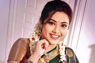 விருது விழாவில் பேரழகியாக ஜொலிக்கும் நடிகை மீனா: வெளியான அழகிய புகைப்படம்