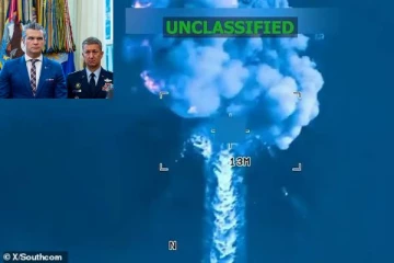 பசிபிக் பெருங்கடலில் அமெரிக்க இராணுவம் நடத்திய தாக்குதல்: மூன்று படகுகளில் 8 பேர் பலி