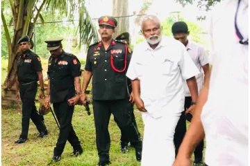 கிளிநொச்சி மகா வித்தியாலயத்தின் மைதான பாதையை விடுவிக்க டக்ளஸ் தேவானந்தாவினால் நடவடிக்கை