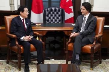 உக்ரைன் மீதான தாக்குதல், வடகொரியாவின் அணு ஆயுத திட்டம்..ஜப்பான் பிரதமருடன் விவாதித்த ட்ரூடோ