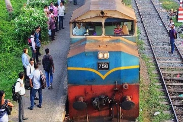 கண்டி நோக்கி பயணித்த ரயில் தடம்புரள்வு
