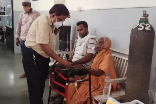 கண்ணீருடன் நடந்த இறுதிச்சடங்கு! திடீரென சவப்பெட்டியில் அழுகுரல் கேட்டதால் பரபரப்பு | Old Woman Wakes Up During Last Rituals