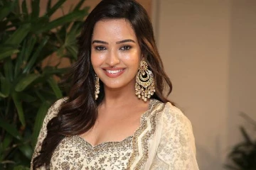 பிரபல சூர்யா பட இசையமைப்பாளரை ரகசிய திருமணம் செய்த நடிகை?.. கோபத்தில் நடிகை வெளியிட்ட பதில்..