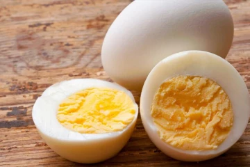 முட்டையை இப்படி சாப்பிடுவது பல ஆபத்துகளை ஏற்படுத்துமாம்! உஷாரா இருங்க