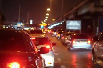 மீரிகம பகுதியில் கடும் போக்குவரத்து நெரிசல்!