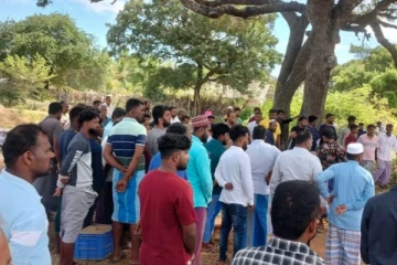 சடலத்தை அடக்கம் செய்யவிடாமல் பௌத்த பிக்கு அடாவடி ; தமிழர் பகுதியில் சம்பவம்