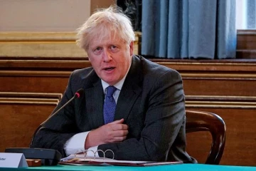 இவர்கள் மட்டுமே வெளிநாடு செல்லலாம்;  பிரிட்டனில் அமுலுக்கு வரும்  புதிய சட்டம்!