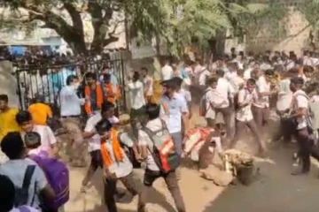 பரபரப்பாகும்  ஹிஜாப்  போராட்டம்  .. போராட்டத்தில்  துப்பாக்கிச்சூடு நடத்தியதால் பெரும் பரபரப்பு