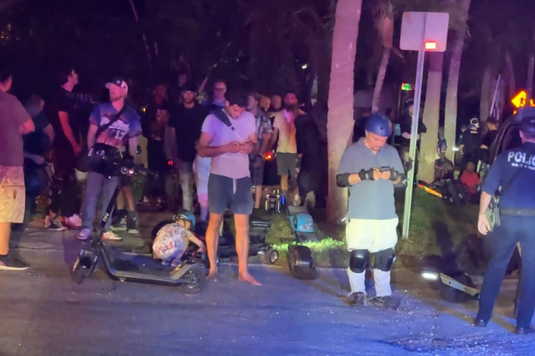 அமெரிக்காவை உலுக்கிய துப்பாக்கி சூடு தாக்குதல் | 2 Killed Several Injured In Nc Shooting அமெரிக்காவை உலுக்கிய துப்பாக்கி சூடு தாக்குதல் | 2 Killed Several Injured In Nc Shooting
