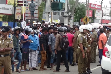 எரிபொருள் நிலைய கலவரம் - காவல் நிலையங்களுக்கு பறந்த உத்தரவு