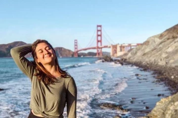 70 நாடுகளை இலவசமாகவே சுற்றிய இளம்பெண் - அவரே வெளியிட்ட சுவாரசிய தகவல்!