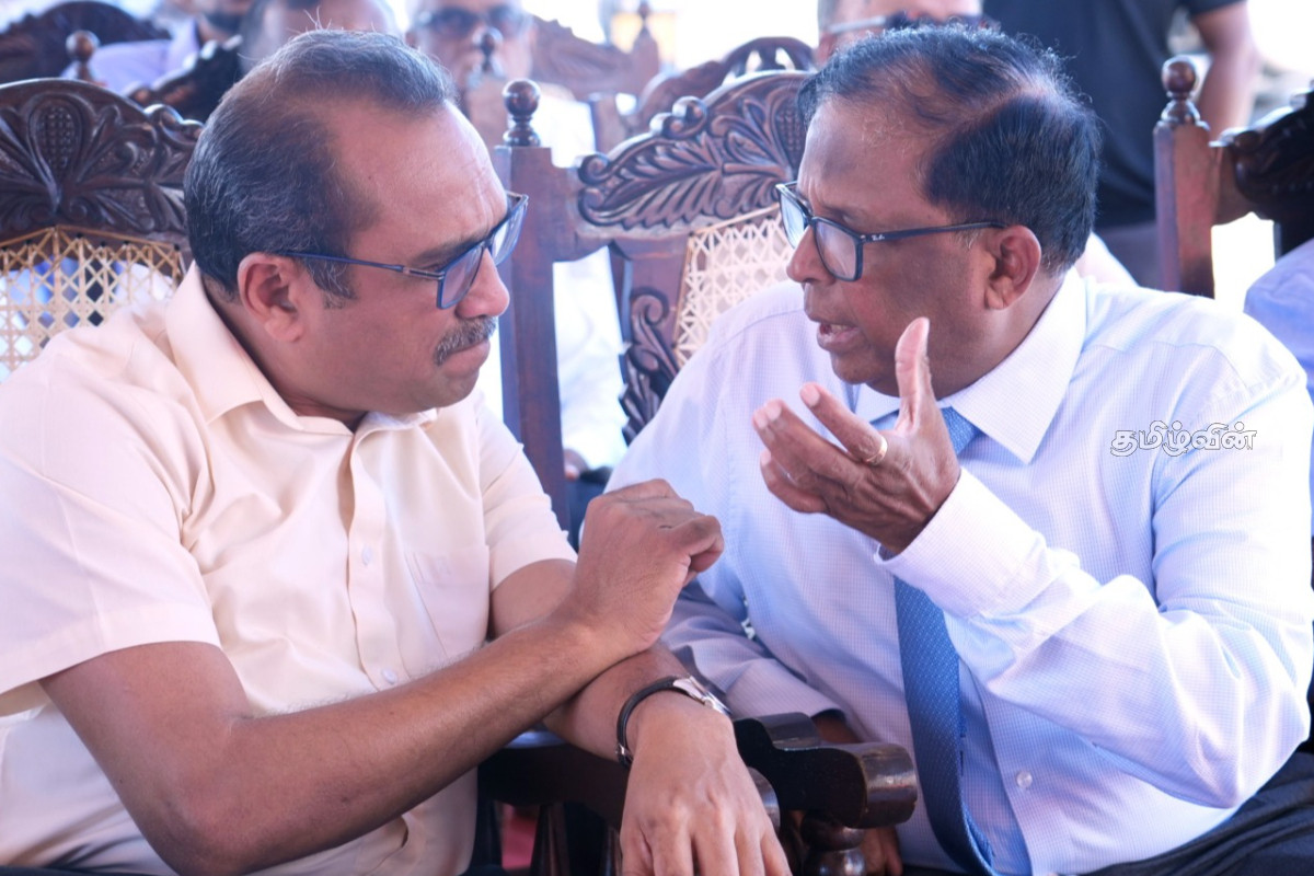 குறிகாட்டுவான் இறங்குதுறையின் புனரமைப்பு நடவடிக்கைகள் ஆரம்பித்து வைப்பு | President Working With Development Island Region