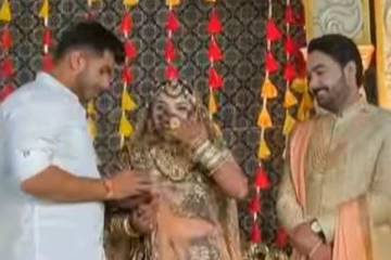 திருமணத்தில் அண்ணன் கொடுத்த பரிசு... அப்படியே சிலையான மாப்பிள்ளை!  சினிமாவையும் மிஞ்சிய காட்சி