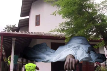 வீட்டின் மேல் மாடியிலிருந்து விழுந்த குடும்பஸ்தர் பரிதாப மரணம்