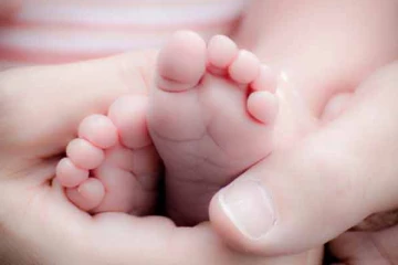 மீண்டும் அச்சுறுத்தும் கோவிட்-19; 4 மாத குழந்தைக்கு தொற்று உறுதி