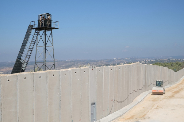 லெபனான் எல்லையில் இஸ்ரேல் எழுப்பும் சுவர்.! UNIFIL படையின் அறிவிப்பு | Demand Remove Wall Israel Building Lebanese Border