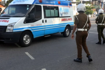 யாழில் விபத்தில் படுகாயமடைந்தவர் உயிரிழப்பு ; மனைவி மருத்துவமனையில்