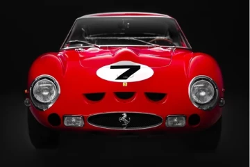 ஏலத்தில் ரூ.1700 கோடிக்கு விற்ற உலகின் மிக விலையுயர்ந்த Ferrari கார்.!