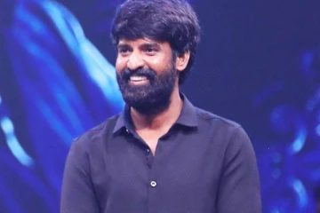 அவன்லாம் நடிகனாகி பிளைட்ல போறான்!! சூரியால் மனமுடைந்து புலம்பிய பிரபல நடிகர்..