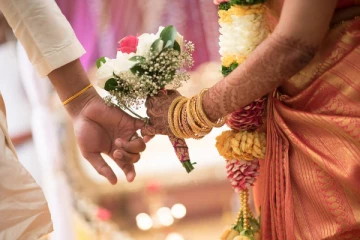 முதலிரவில் குழந்தை பெற்ற மணமகள்; அதிர்ச்சியில் மணமகன்!