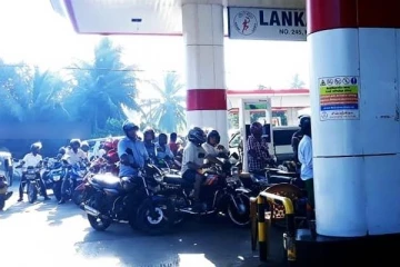 யாழில் நூதனமாக ஏமாற்றப்பட்ட  வயோதிப பெண்!