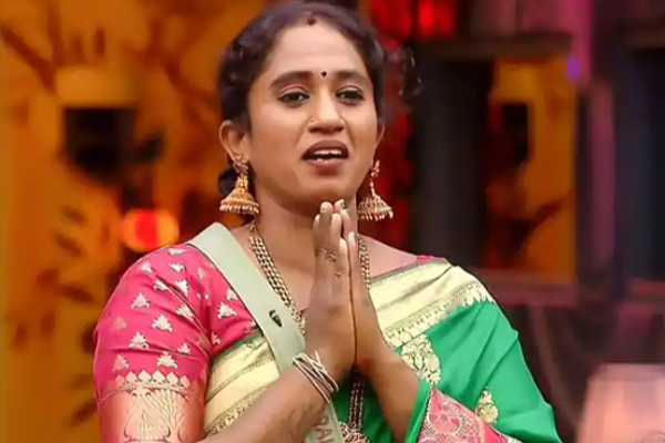 பிக்பாஸ் தாமரையை சந்தித்த இன்னொரு பிரபலம் -  வைரலாகும் புகைப்படம் - தமிழ்நாடு