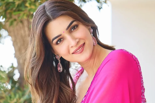 காதல் குறித்து மனம் திறந்து பேசிய தனுஷ் பட நடிகை க்ரித்தி சனோன்.. என்ன கூறியுள்ளார் பாருங்க | Kriti Sanon Talk About Love காதல் குறித்து மனம் திறந்து பேசிய தனுஷ் பட நடிகை க்ரித்தி சனோன்.. என்ன கூறியுள்ளார் பாருங்க | Kriti Sanon Talk About Love