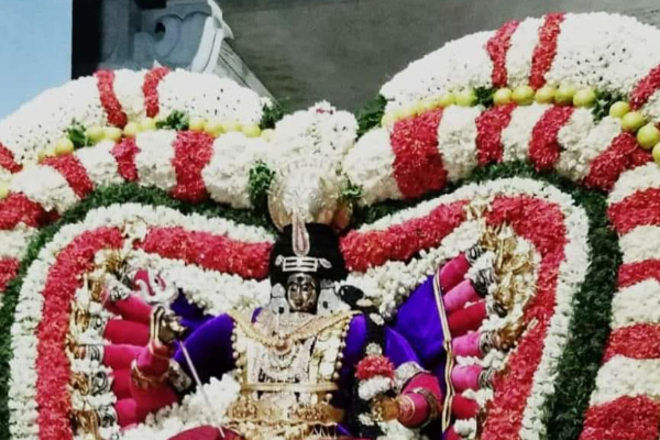 ஊத்துக்காடு எல்லையம்மன் கோயில் - சிறப்புமிக்க ஆலயமும் அதன் வரலாறும் | Oothukkadu Ellaiamman Temple