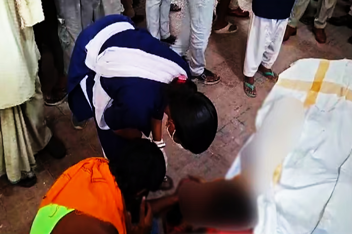 இந்திய கோவில் ஒன்றில் கூட்ட நெரிசலில் சிக்கி 7பேர் பலி! | Stampede Bihar S Ashok Dham Temple 7 Devotees Dead