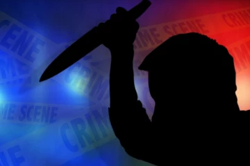 மனைவியுடன் தகாத உறவில் இருந்த நண்பன், சரமாரியாக வெட்டி வீசிய நபர் - கொடூர கொலை!