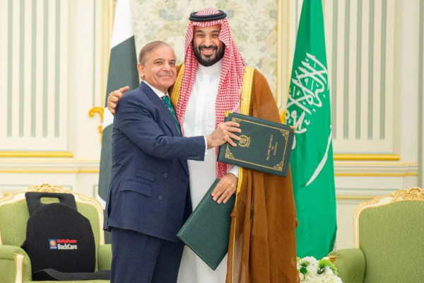 போரை தொடங்குமா பாகிஸ்தான்? - அமெரிக்கா உடன் ரகசிய ஒப்பந்தம்; பேச்சுவார்த்தையில் வெளிநடப்பு | Pakistan Left In Ceasefire Talk Will Strike Afghan போரை தொடங்குமா பாகிஸ்தான்? - அமெரிக்கா உடன் ரகசிய ஒப்பந்தம்; பேச்சுவார்த்தையில் வெளிநடப்பு | Pakistan Left In Ceasefire Talk Will Strike Afghan