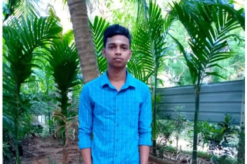 உயிரியல் பிரிவில் முல்லை மண்ணில் சாதனை படைத்த விஜயகுமார் மிதுசன்
