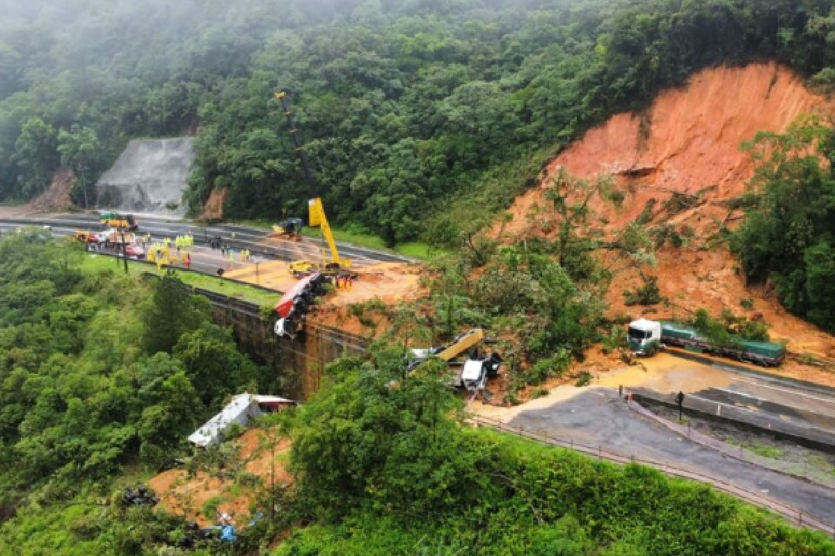 மண்ரிவுக்கான ஆரம்ப அறிகுறிகள் குறித்து விடுக்கப்பட்ட எச்சரிக்கை | Landslides In Sri Lanka
